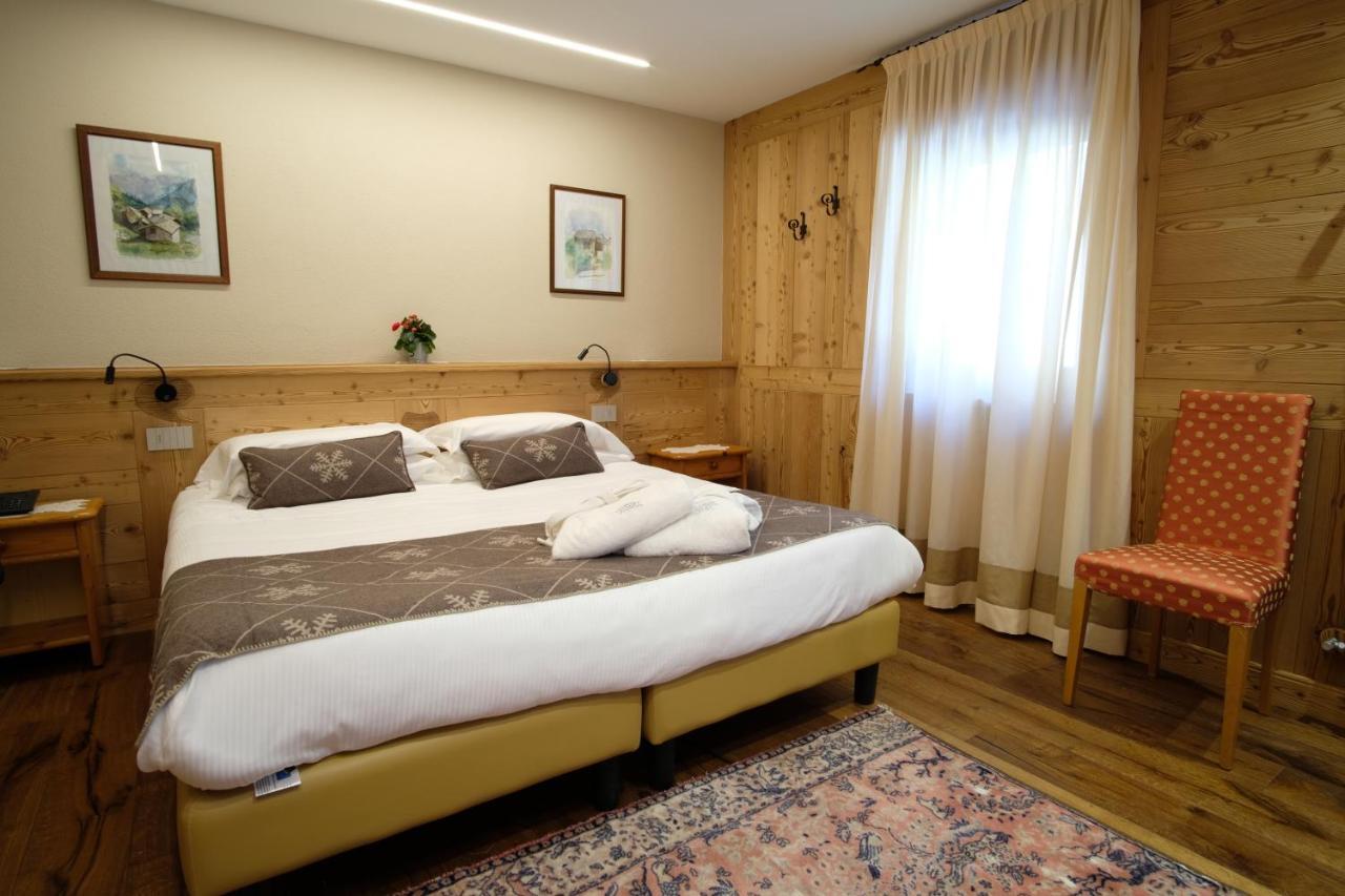 Hotel Granta Parey Rhêmes-Notre-Dame エクステリア 写真