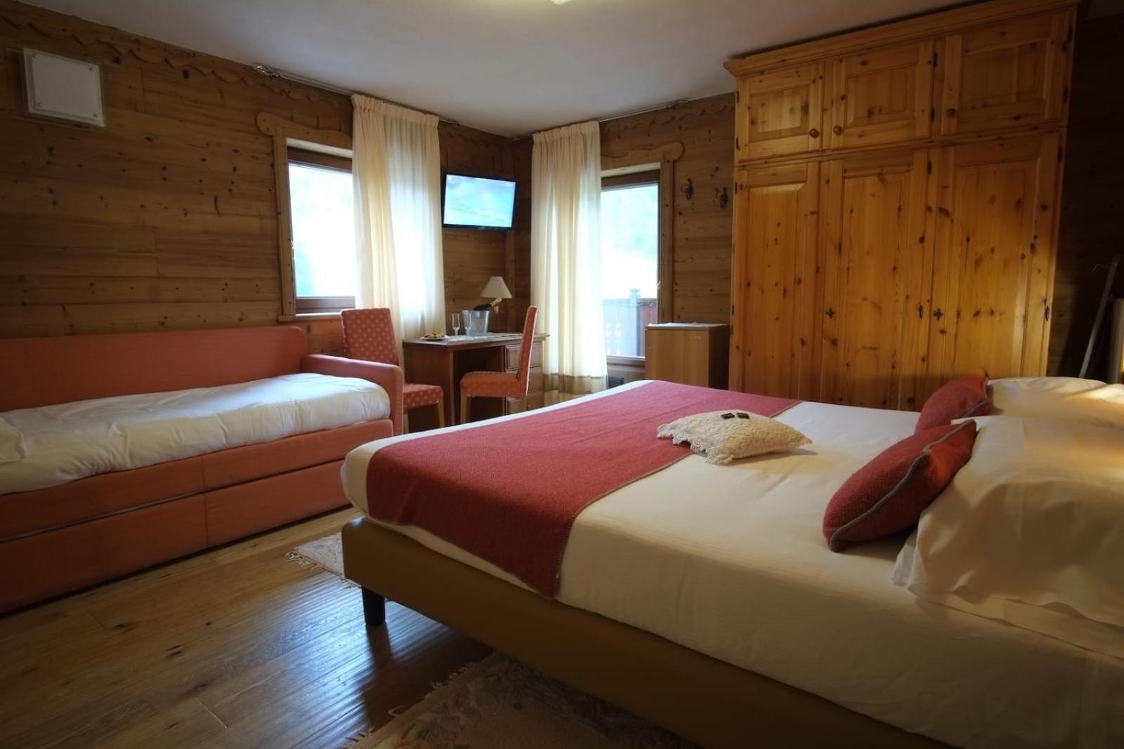 Hotel Granta Parey Rhêmes-Notre-Dame エクステリア 写真